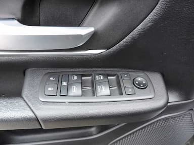 thumb car