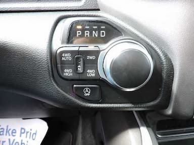 thumb car