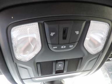 thumb car