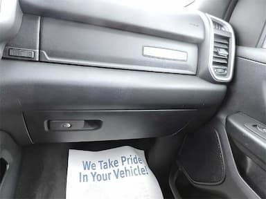 thumb car