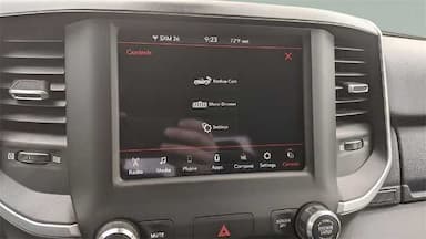 thumb car
