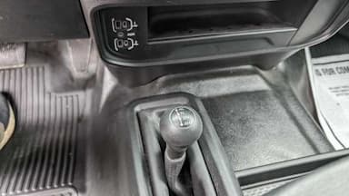 thumb car